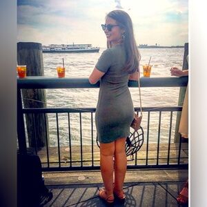 Green ribbed short sleeve dress 💚